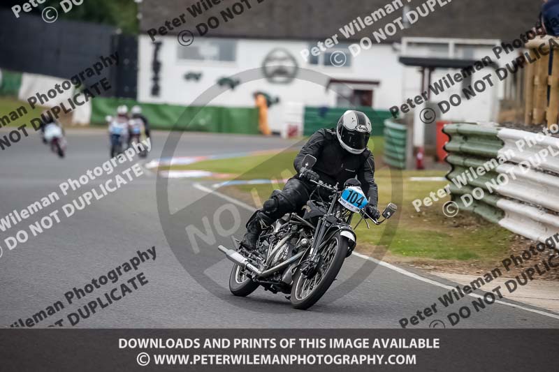 Vintage motorcycle club;eventdigitalimages;mallory park;mallory park trackday photographs;no limits trackdays;peter wileman photography;trackday digital images;trackday photos;vmcc festival 1000 bikes photographs